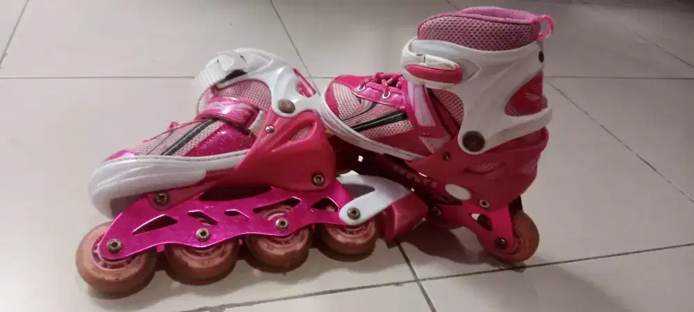 Dijual Sepatu Roda Anak