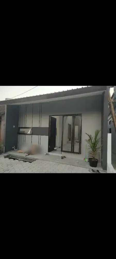 Rumah baru ada kolam renang dekat Malioboro cocok utk investasi villa