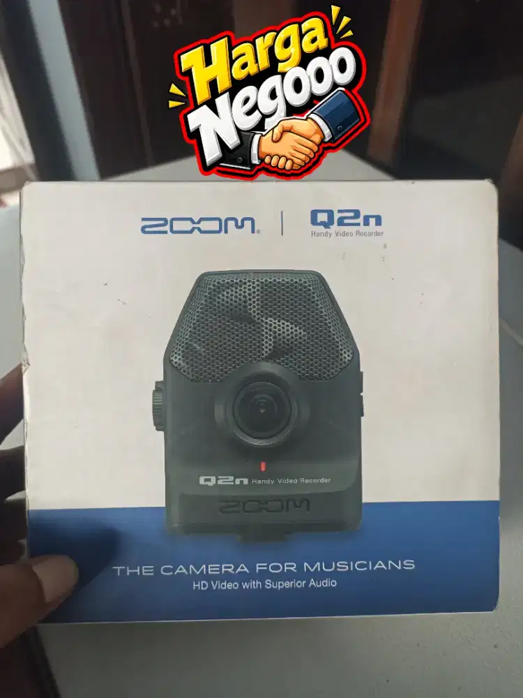 ZOOM Q2n HANDY VIDEO RECORDER
Kondisi mulus