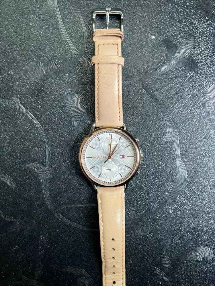 Jam Tangan Tommy Hilfiger Wanita Original