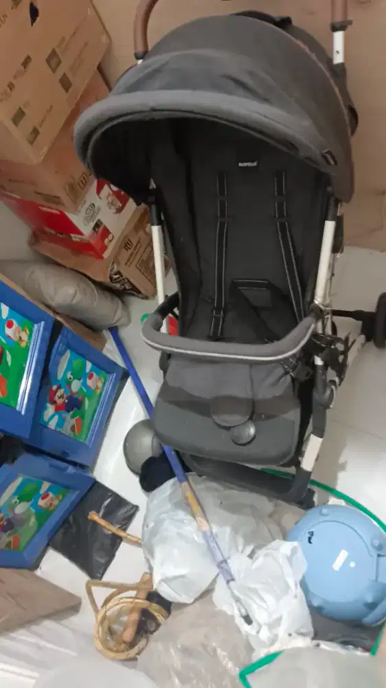 STROLLER BEKAS RUSAK MERK BABYELLE