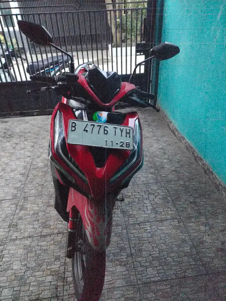 Dijual motor Vario 125 tahun 2018