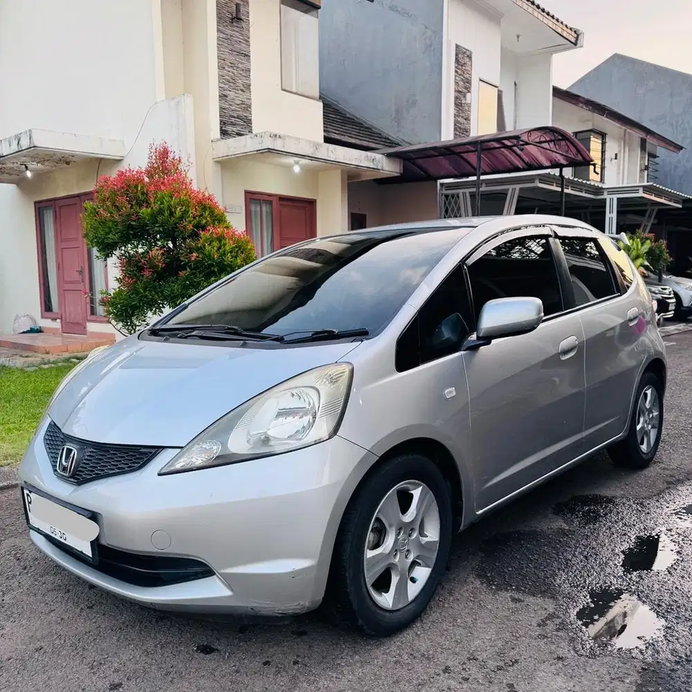Honda Jazz S MT 2009 Km. 58 rb ANTIK