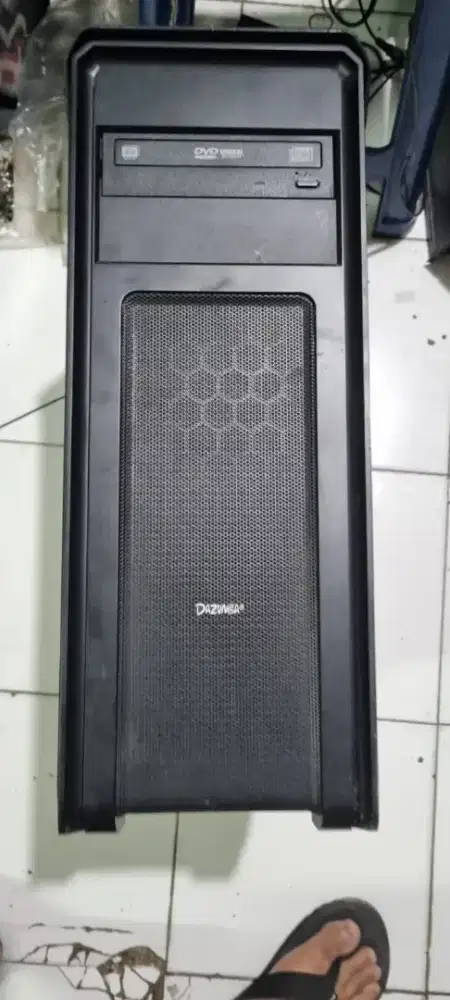 Cpu amd fx8300 vhisera ram 16gb ssd 128gb hdd 500gb GTX 460 1gb ddr5