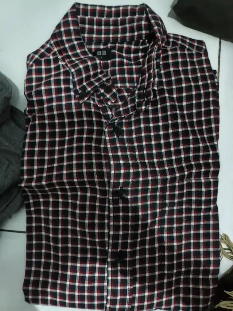UNIQLO kemeja pria