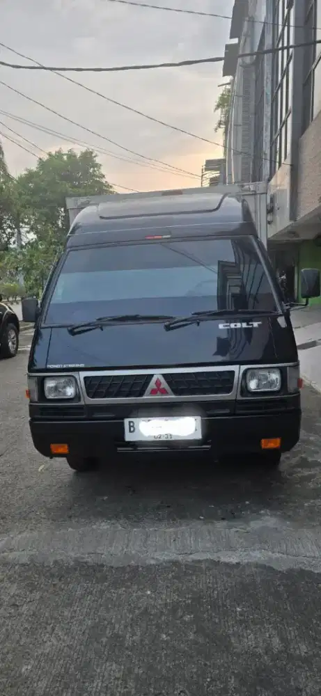 Mitsubishi L300 Box 2020