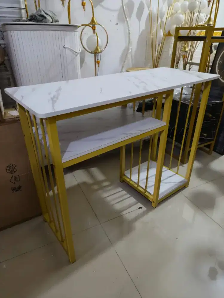 Jual meja minimalis, baru, lok pondok cabe udik, Tangerang Selatan