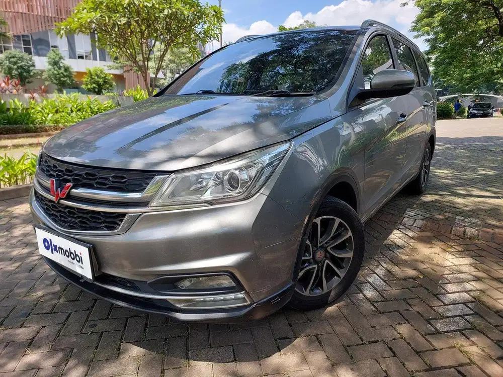 TDP 1 JUTA Wuling Cortez 1.5 LT Lux Bensin-AT 2019 Abu-Abu CBMTB