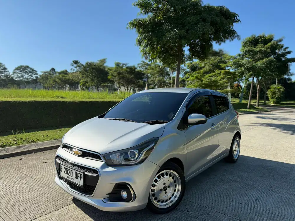 Chevrolet Spark 1.4 LTZ Automatic 2017 Silver