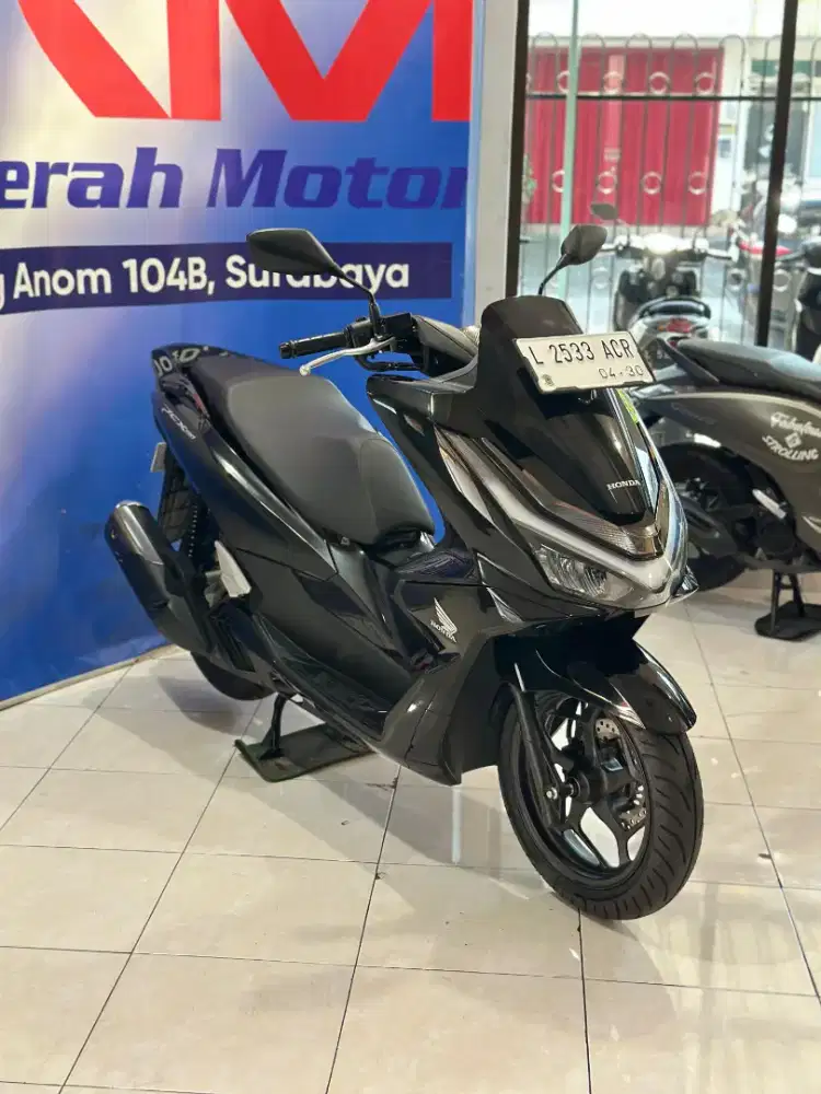 Honda Pcx Cbs 160cc Th' 2025 Km 900 Anugerah Motor Pucang