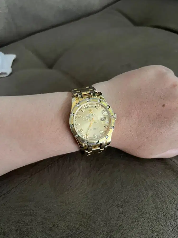 Jam tangan wanita