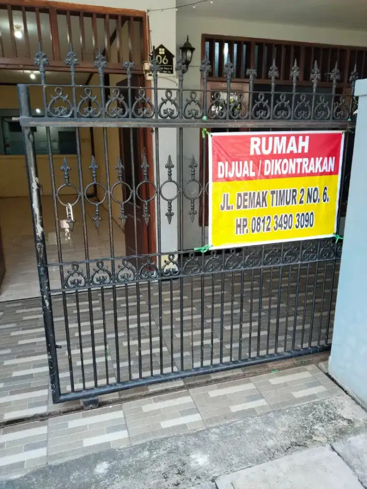 Di Jual / Di Kontrak Rumah Demak Timur