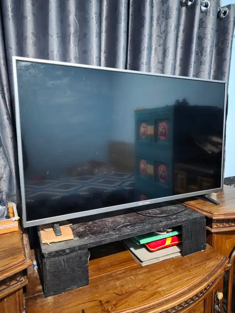 Led tv Polytron 43 inch type PLD-43S883