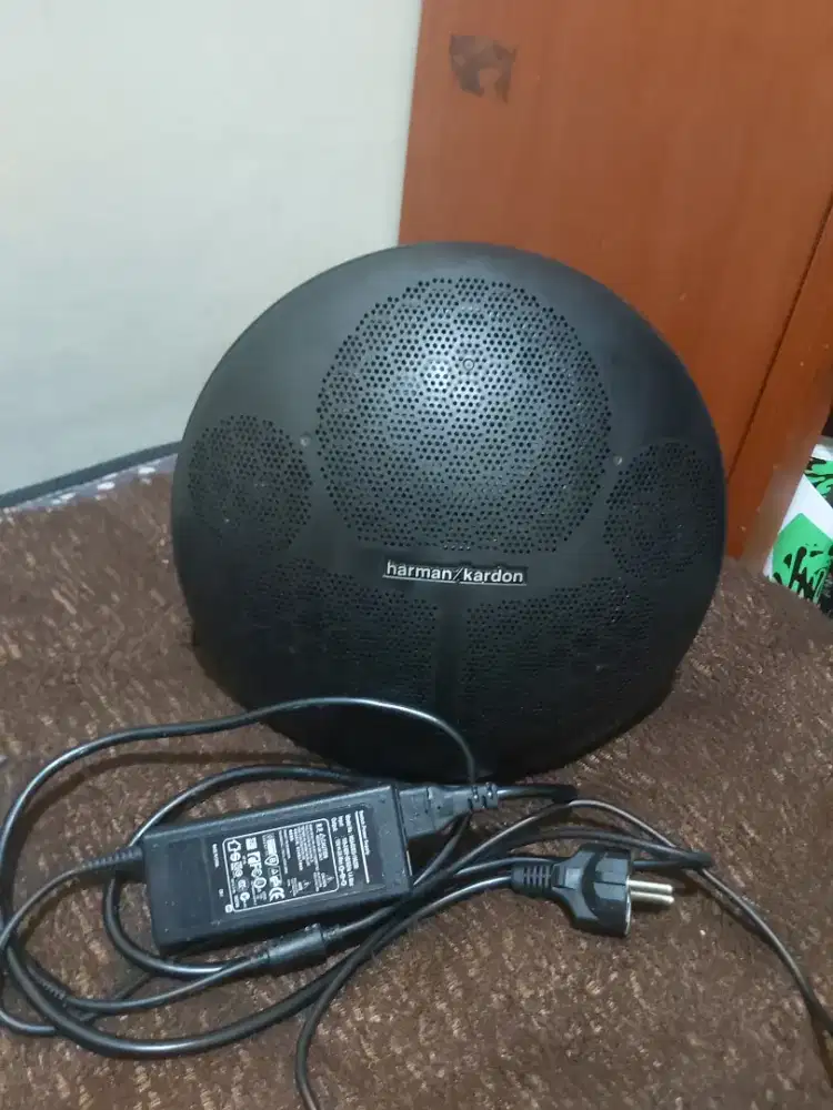 Speeker bluetooth harman kardon onix studio 4