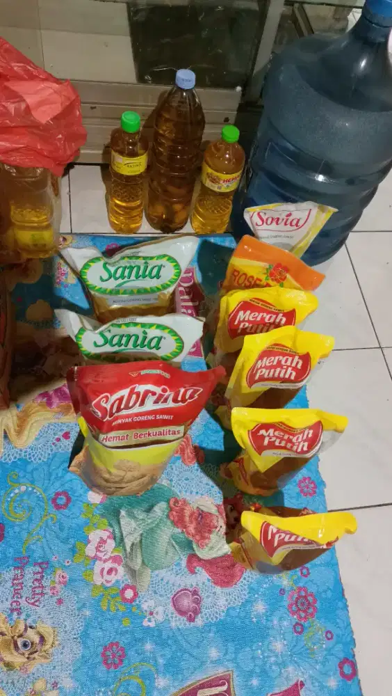 minyak goreng kemasan