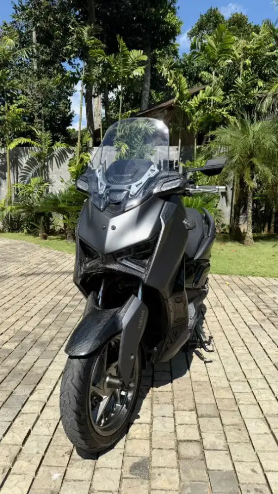 Dijual cepat 1 unit motor Yamaha xmax 2025 low kilometer