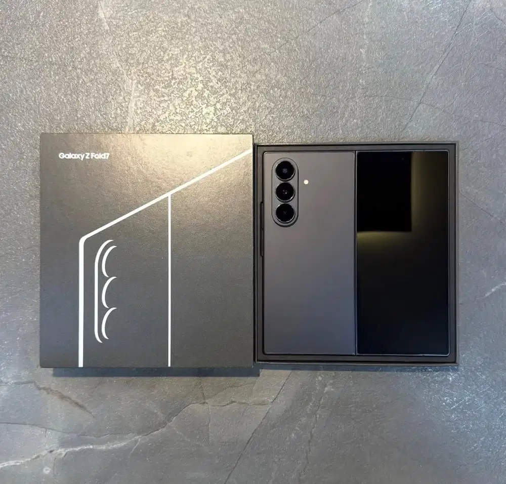 Samsung Z fold 7 256 (baru) garansi resmi nasional