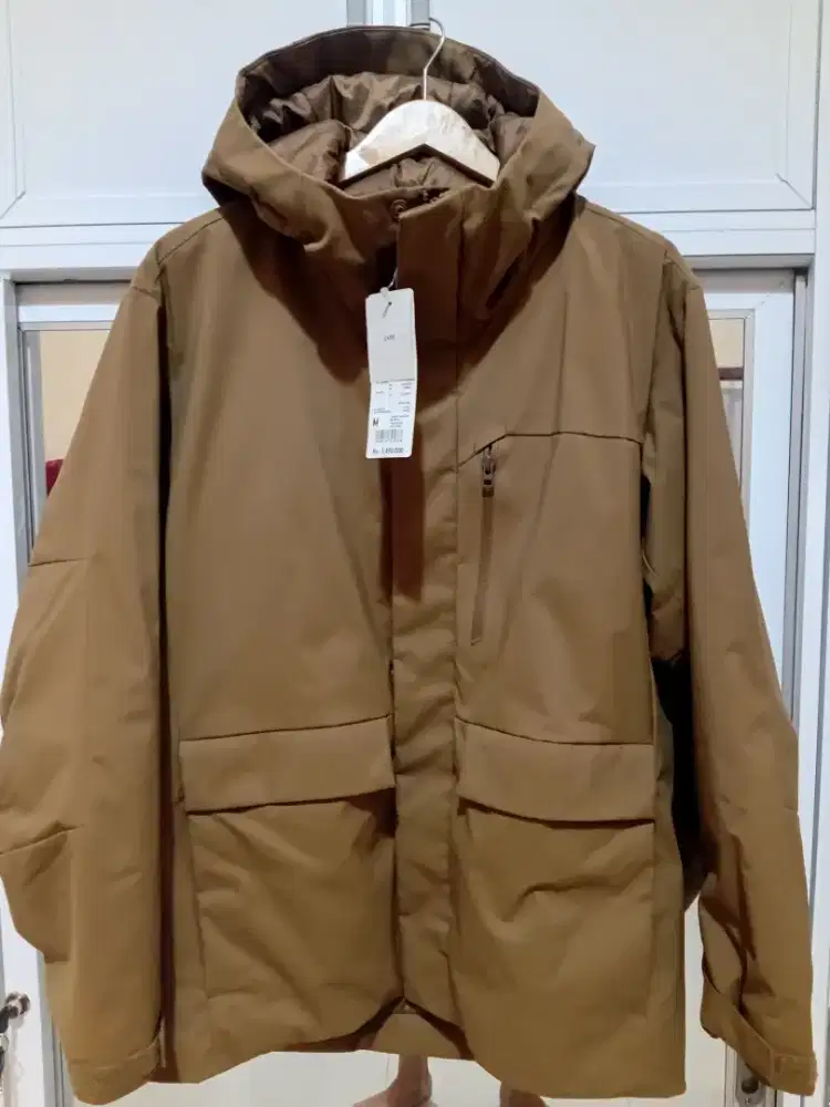Jaket Parka Hybrid Down Uniqlo