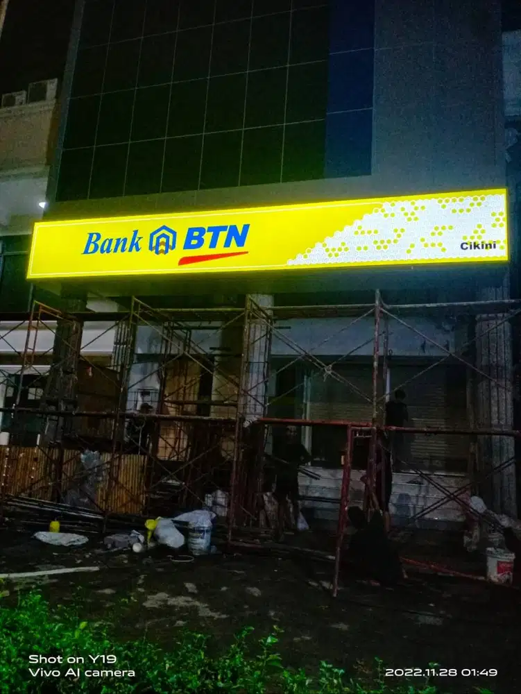NEON BOX, HURUF TIMBUL, NEON FLEX, DISPLAY AKRILIK, PAPAN REKLAME DLL