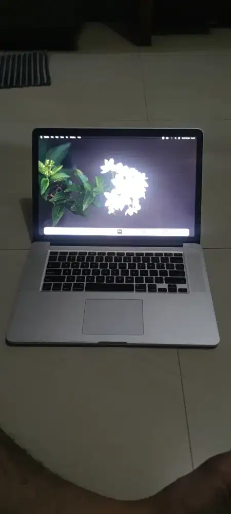 nego macbook pro 2015 i7 16gb 512gb i7