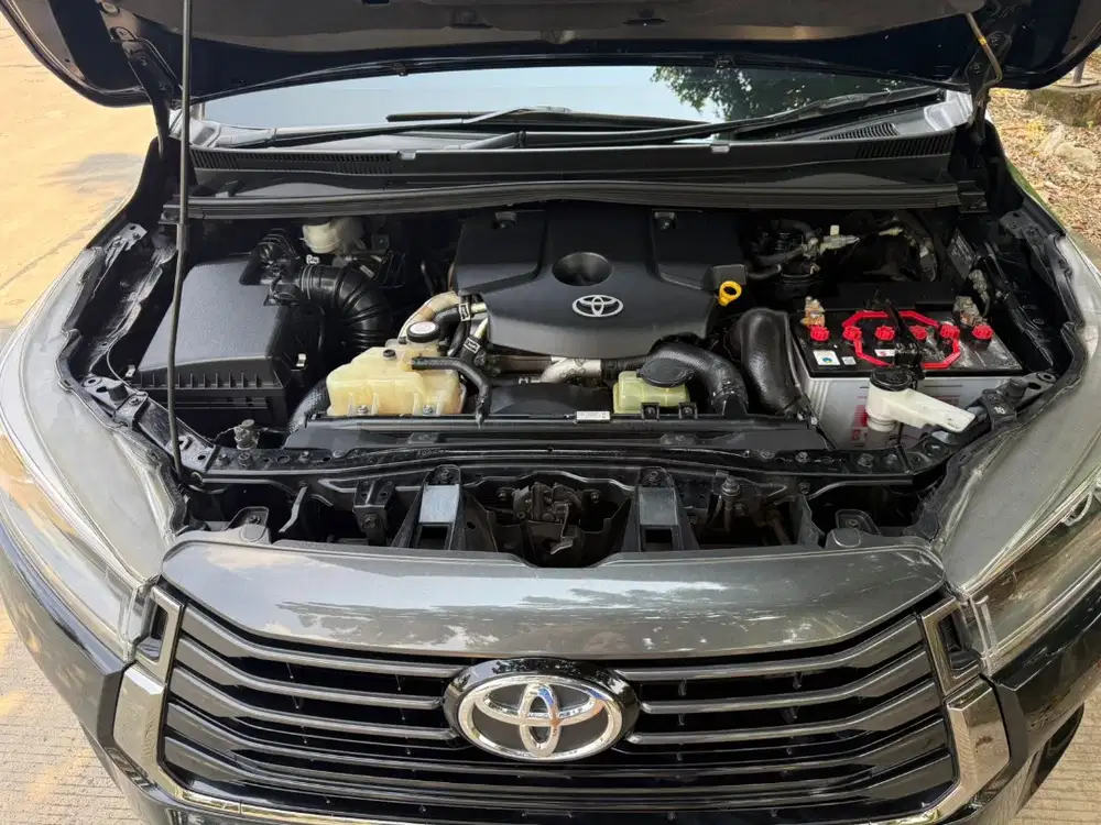 INNOVA 2022 2.4 V DIESEL MATIC!!