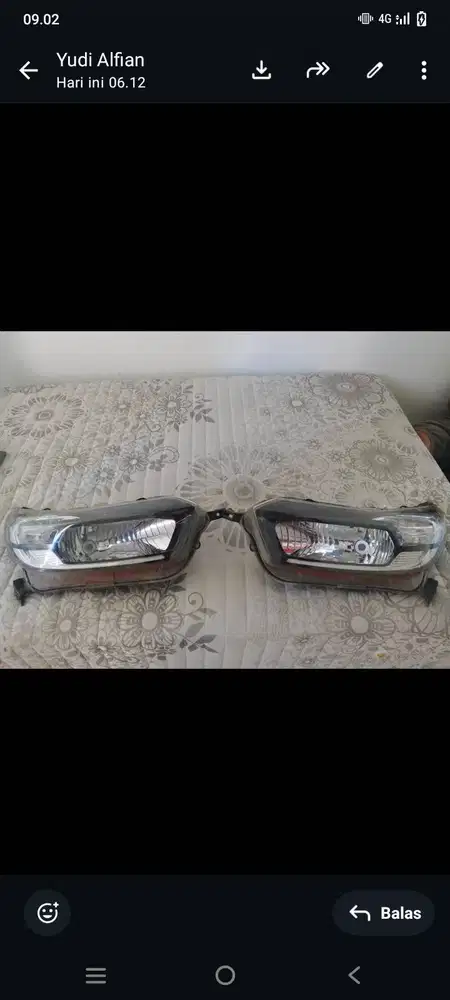 Lampu depan Mobilio