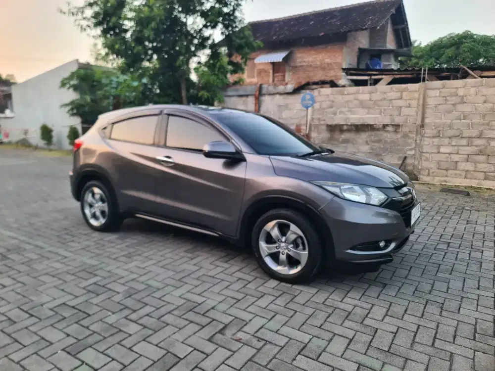 (DP2JT)HONDA HRV E AT