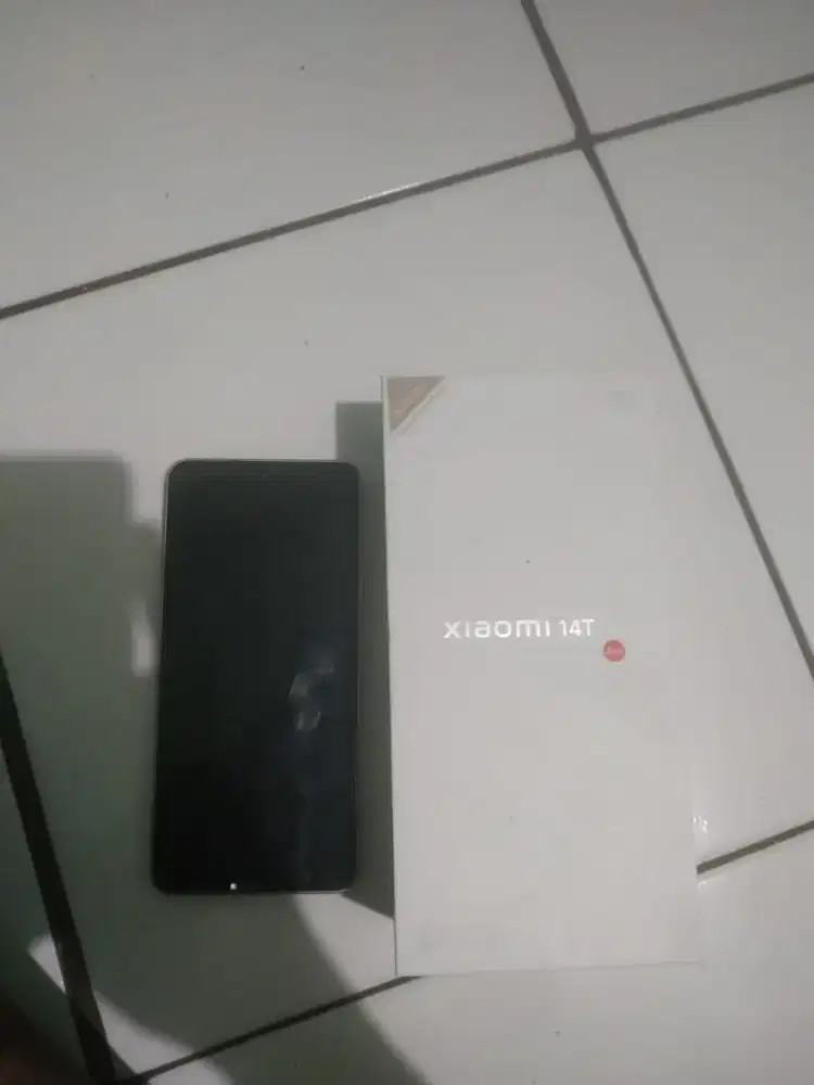 Di jual xiaomi 14T titan grey 12/512