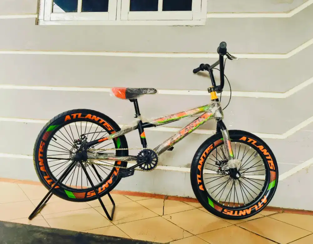 Sepeda BMX merek Atlantis uk'20 hrg 750rb net kondisi baru