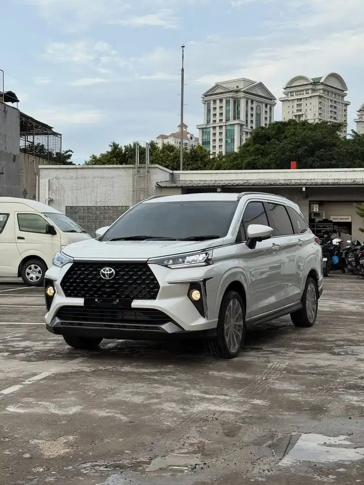 VELOZ 1.5 Q HEV 2026 Premium Color