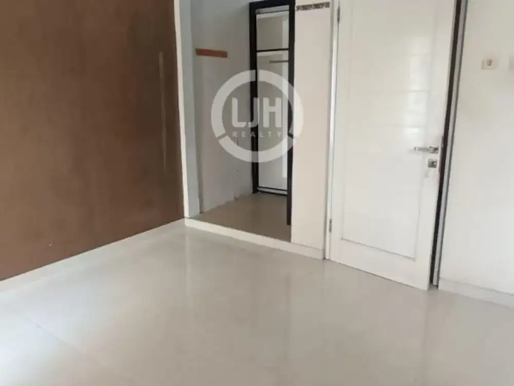 Rumah 2 Lantai di Cluster Teresta Metland Menteng Cakung Jakarta Timur