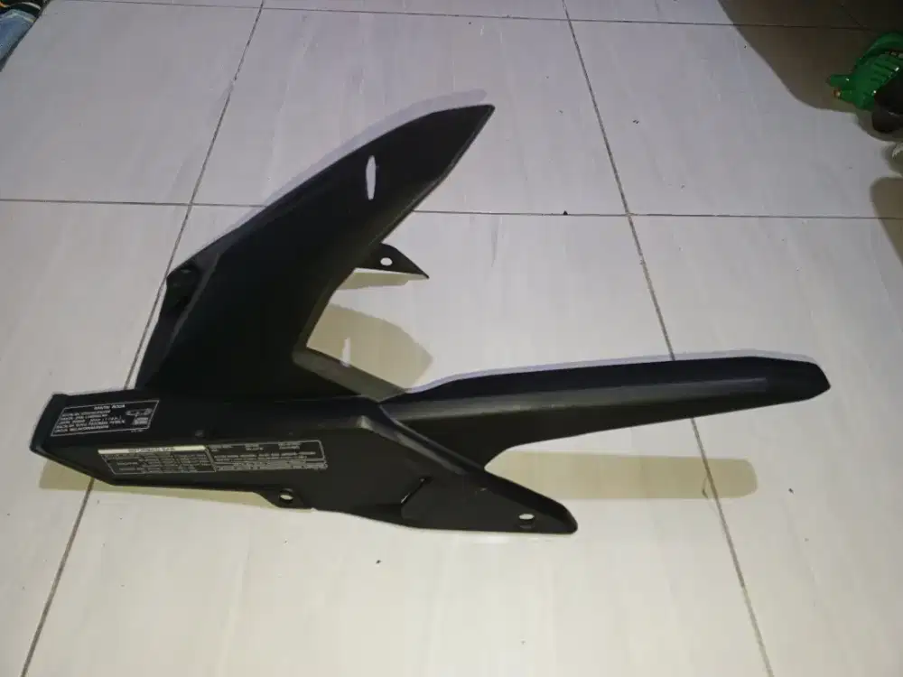 tutup rantai CBR250RR orisinil