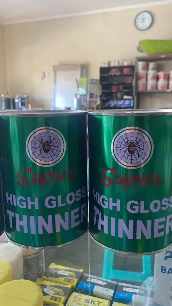 Thinner Super High Gloss Laba-laba hijau0.8 Lt