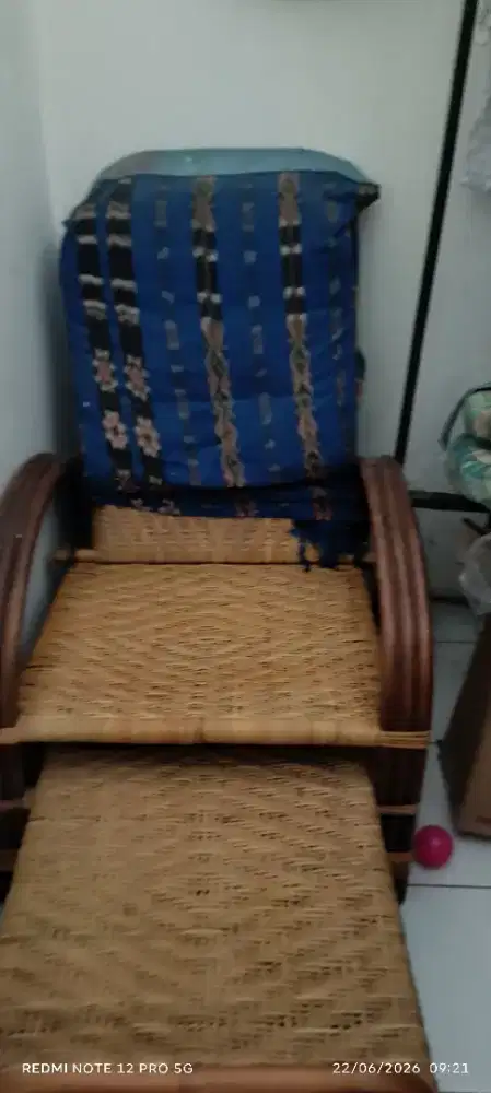 Bangku santai Kayu