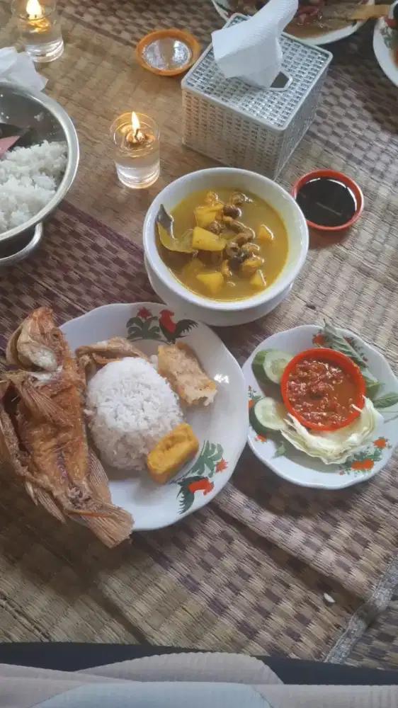 Cari karyawan chiken dan lele crispy