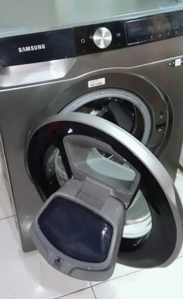Jual Bu Mesin cuci frontloading Samsung 9,5kg touchscreen model baru