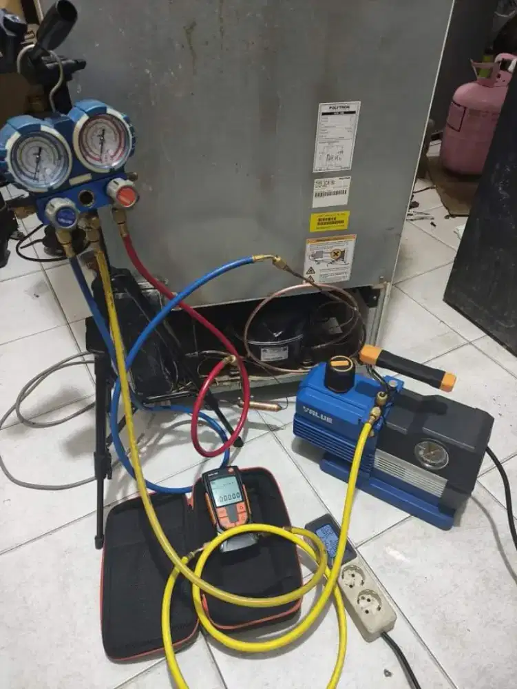 Jasa servis AC, kulkas, mesin cuci dll