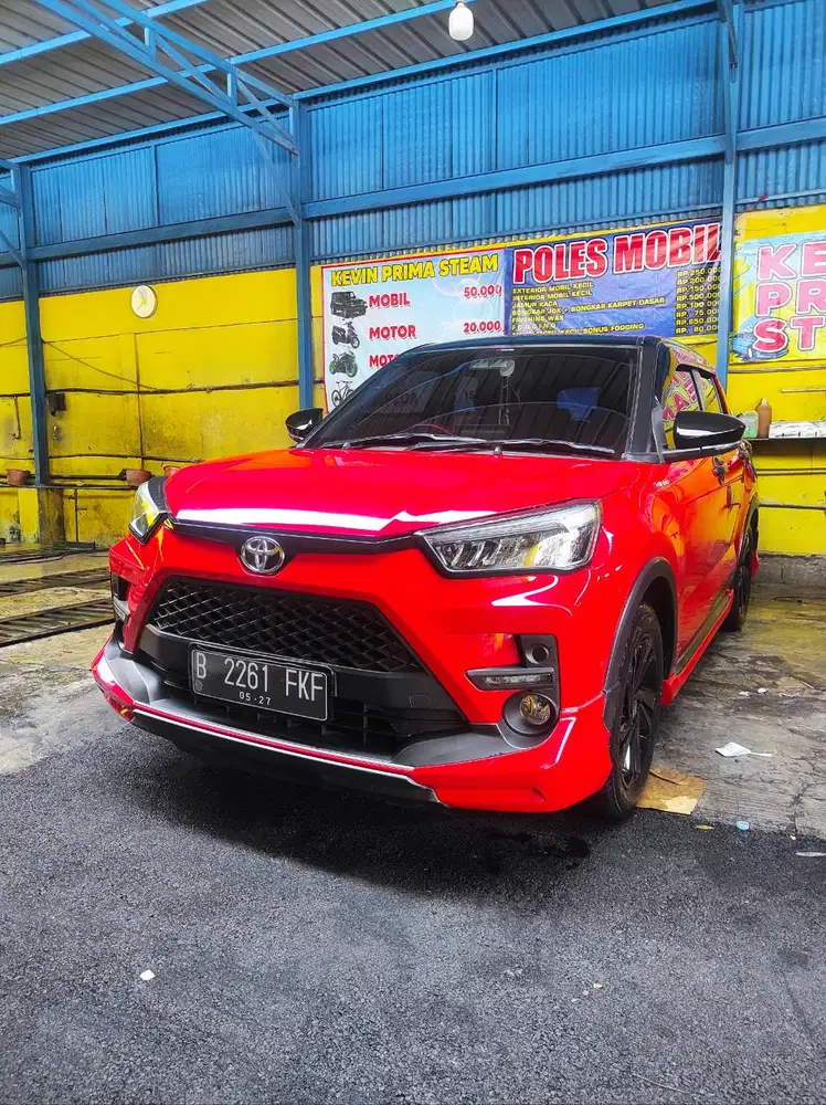 Raize 1.0 GR Sport Turbo TSS Two tone