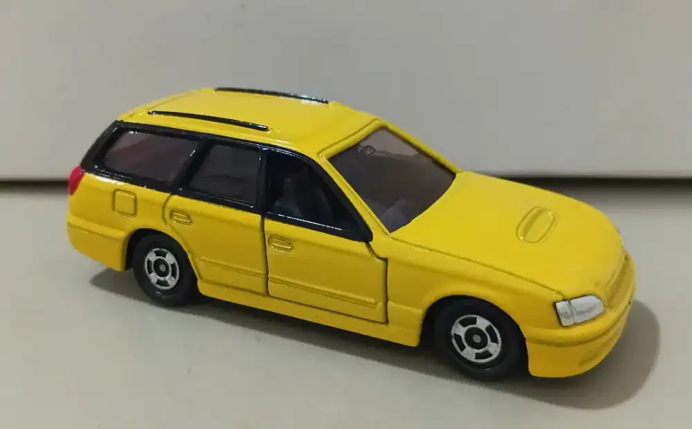 Takara Tomy Loose