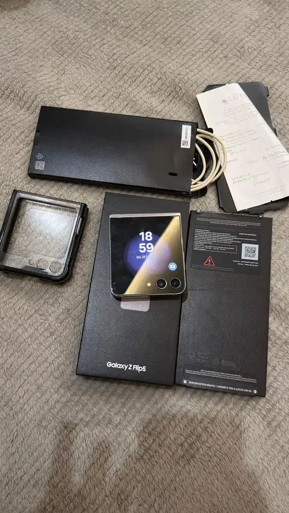 Samsung Z Flip 5 Lavender 5G 8/256GB SEIN Lengkap