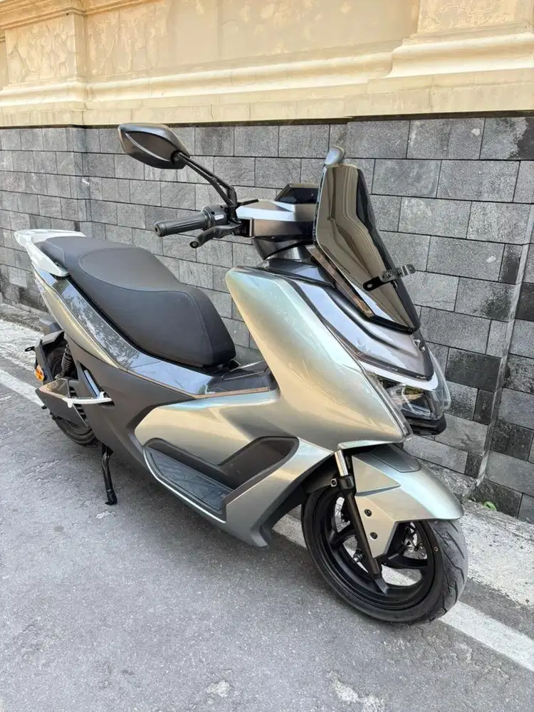 UWINFLY M135H TAHUN 2026