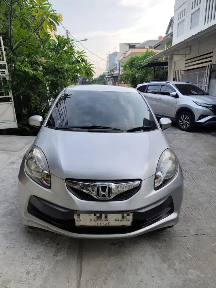 Dijual Brio CBU Thailand 1300 cc matic 2012
Harga 100 jt Nego