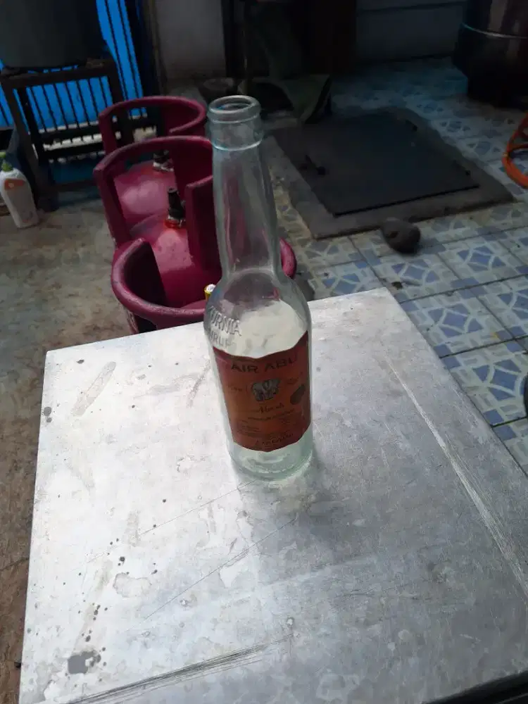 Botol bekas dijual