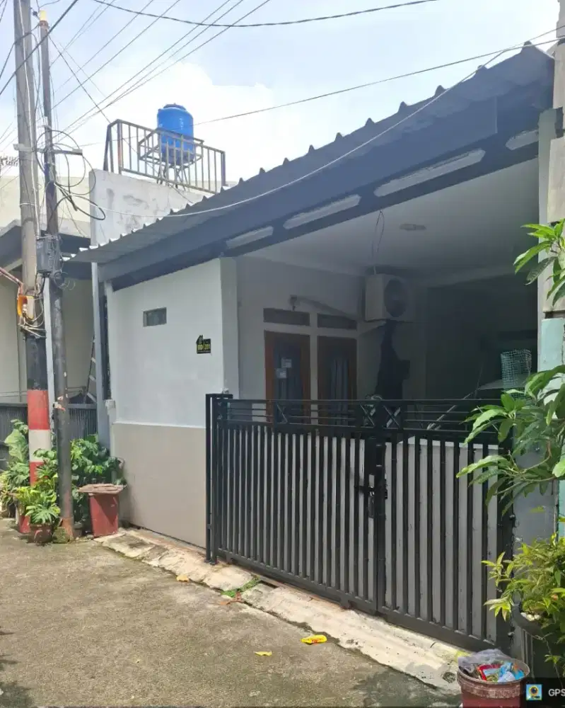 Di jual rumah di pulo sirih taman galaxy pekayon bekasi selatan