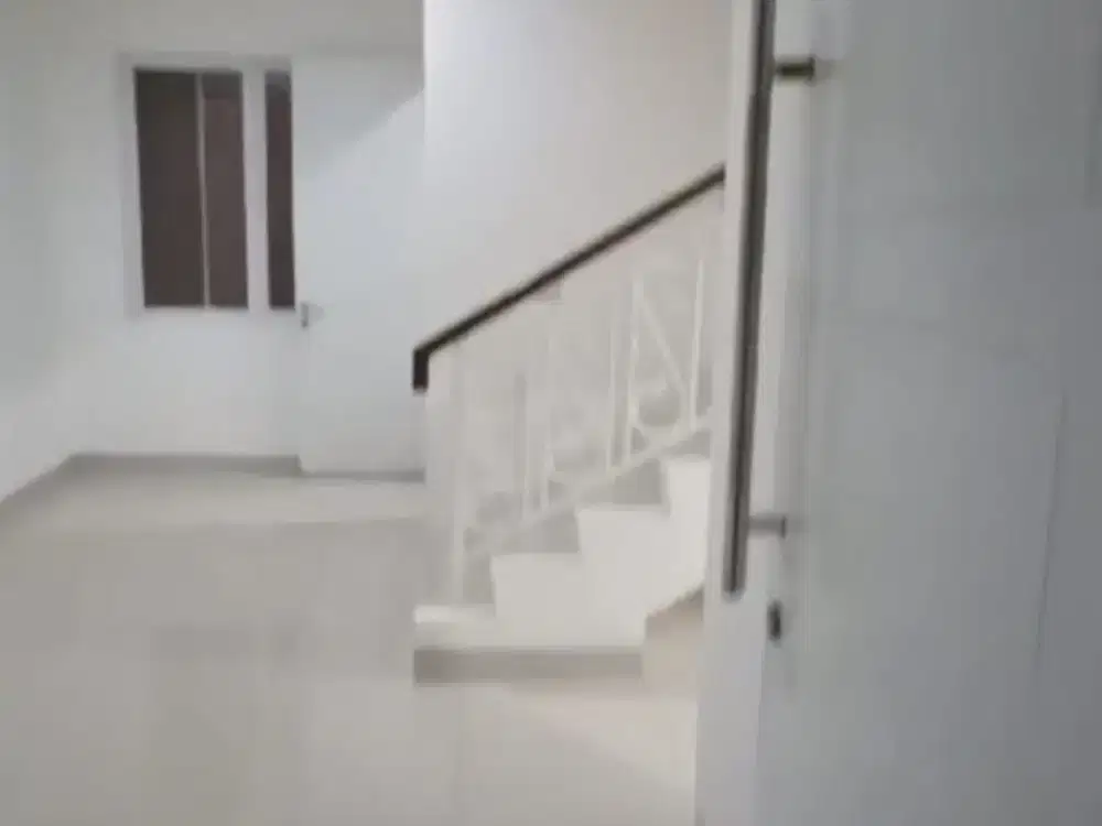 Rumah di Cluster Thames Jakarta Garden City Cakung: 3+1 KT