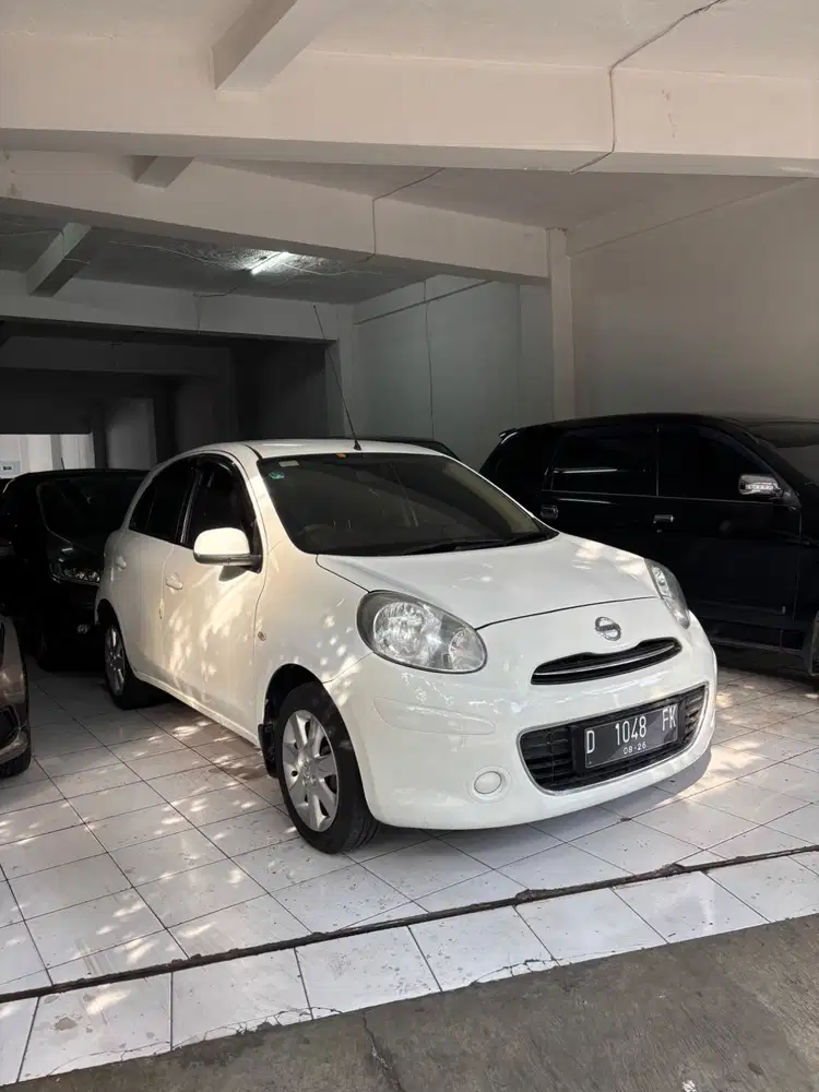 Km 73rb Nissan March MT 2011 Istimewa Manual 2012 2013