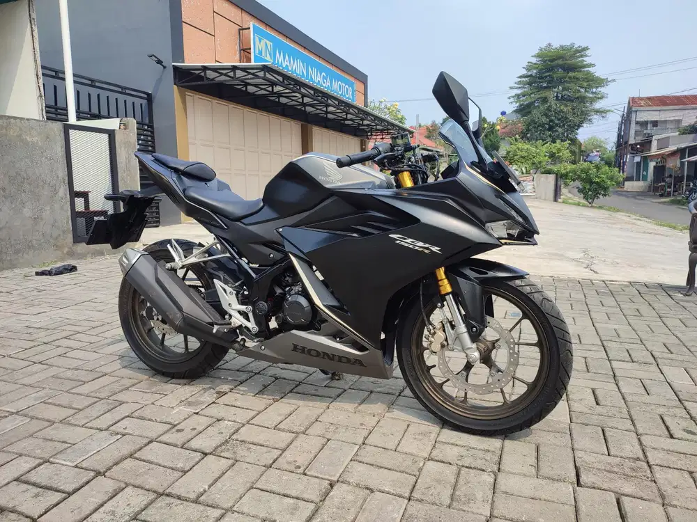 HONDA CBR 150R NEW TAHUN 2023 KM 2RB