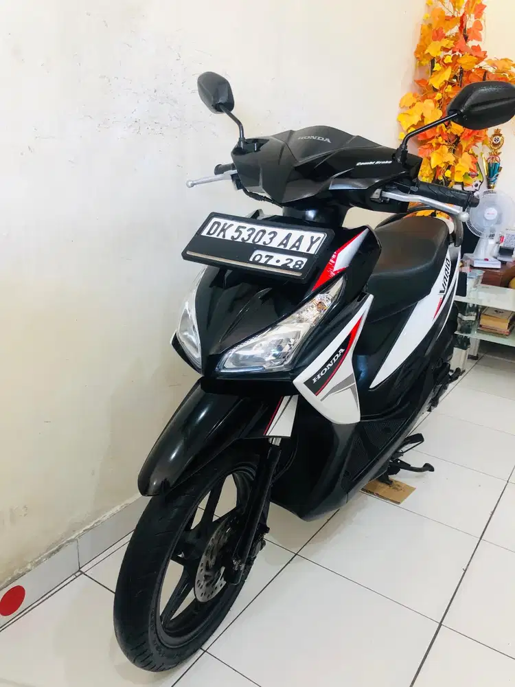 Honda Vario Esp Th.2018 hitam putih!!