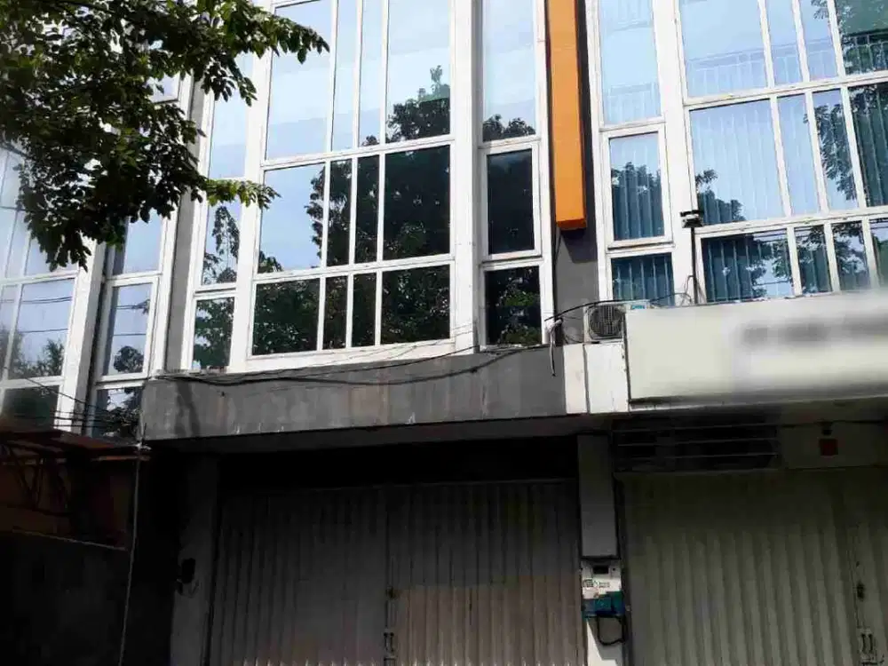 Disewakan Ruko Tingkat 3 Lantai Siap Pakai Daerah Manyaran, Semarang
