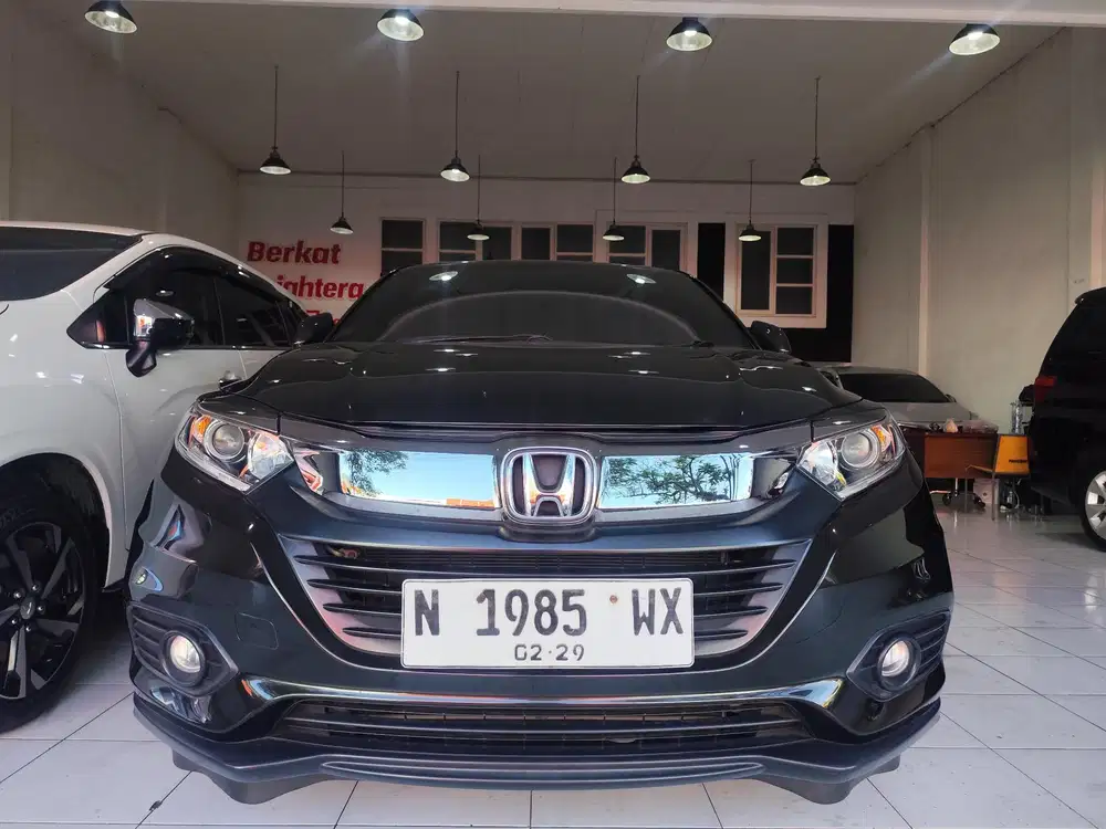 Honda HR-V E 1.5 AT facelift 2019  KM rendah